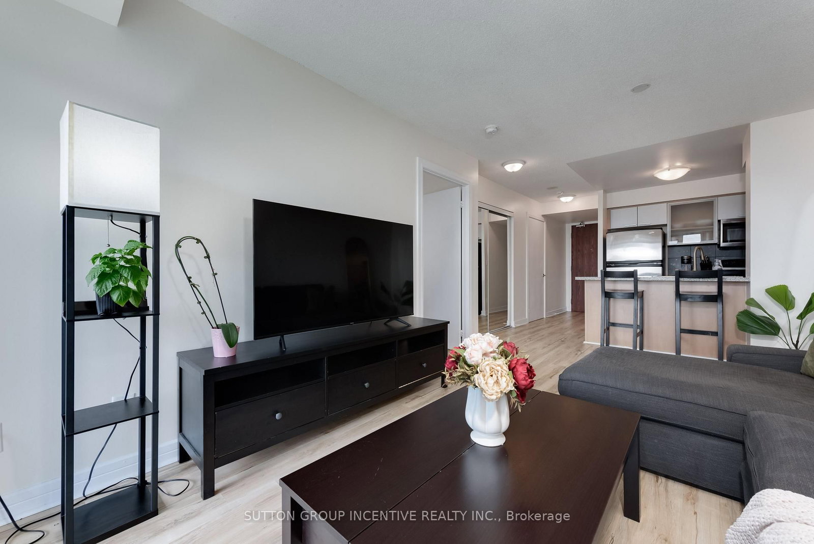 18 Harrison Garden Boulevard • #2409 • Toronto, ON photo 12