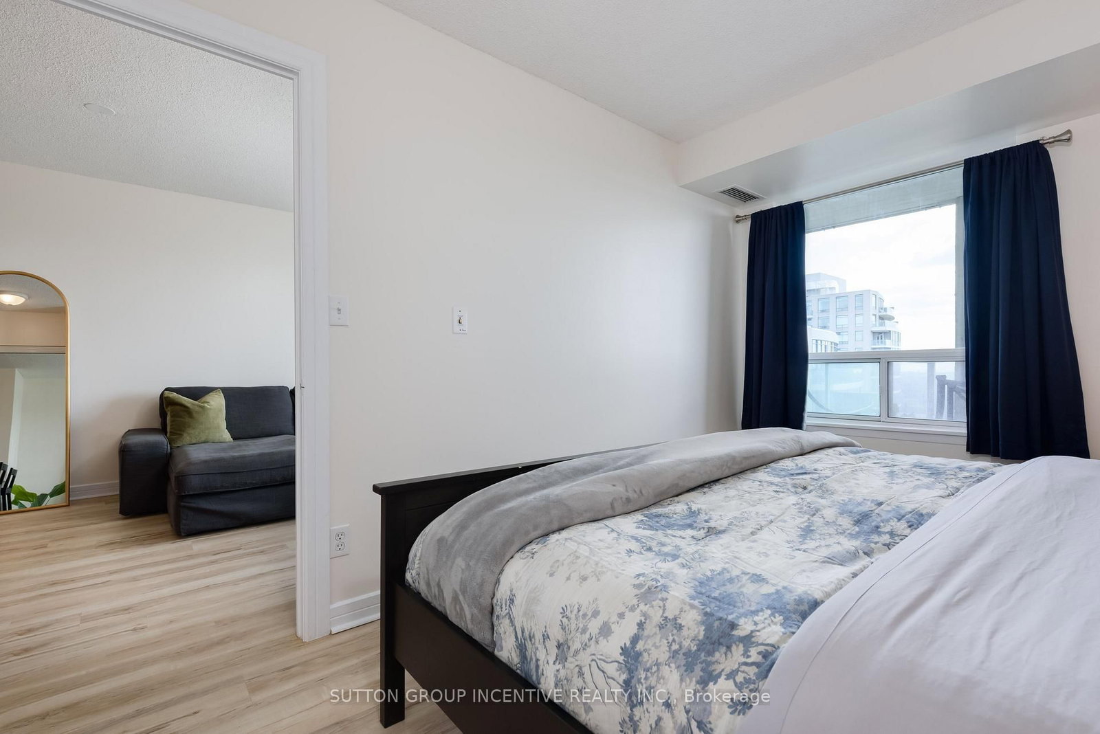 18 Harrison Garden Boulevard • #2409 • Toronto, ON photo 16
