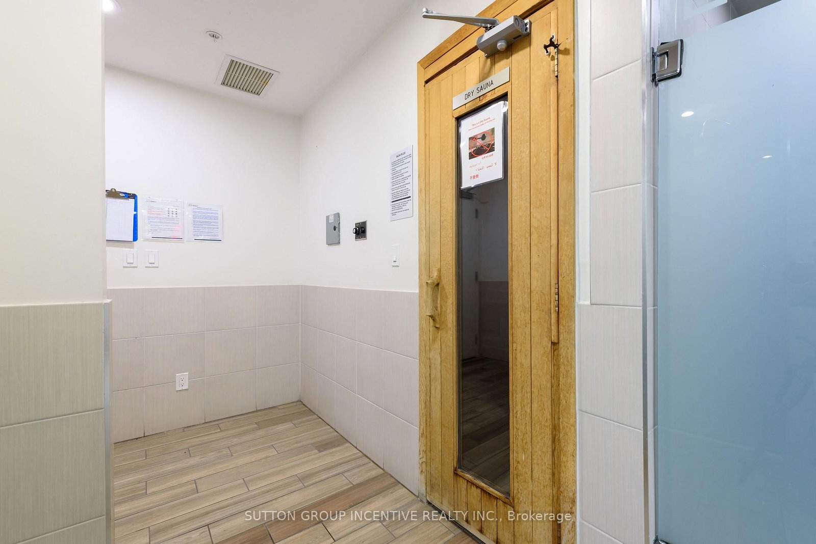 18 Harrison Garden Boulevard • #2409 • Toronto, ON photo 24