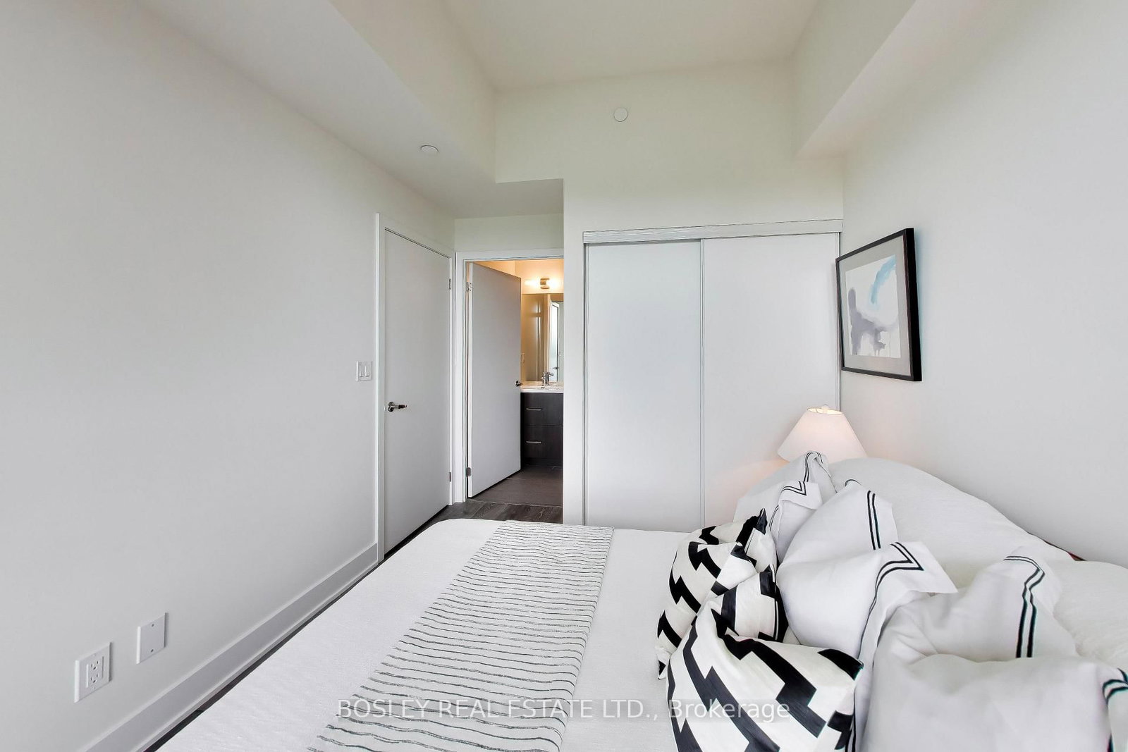 188 Fairview Mall Drive • #520 • Toronto, ON photo 15