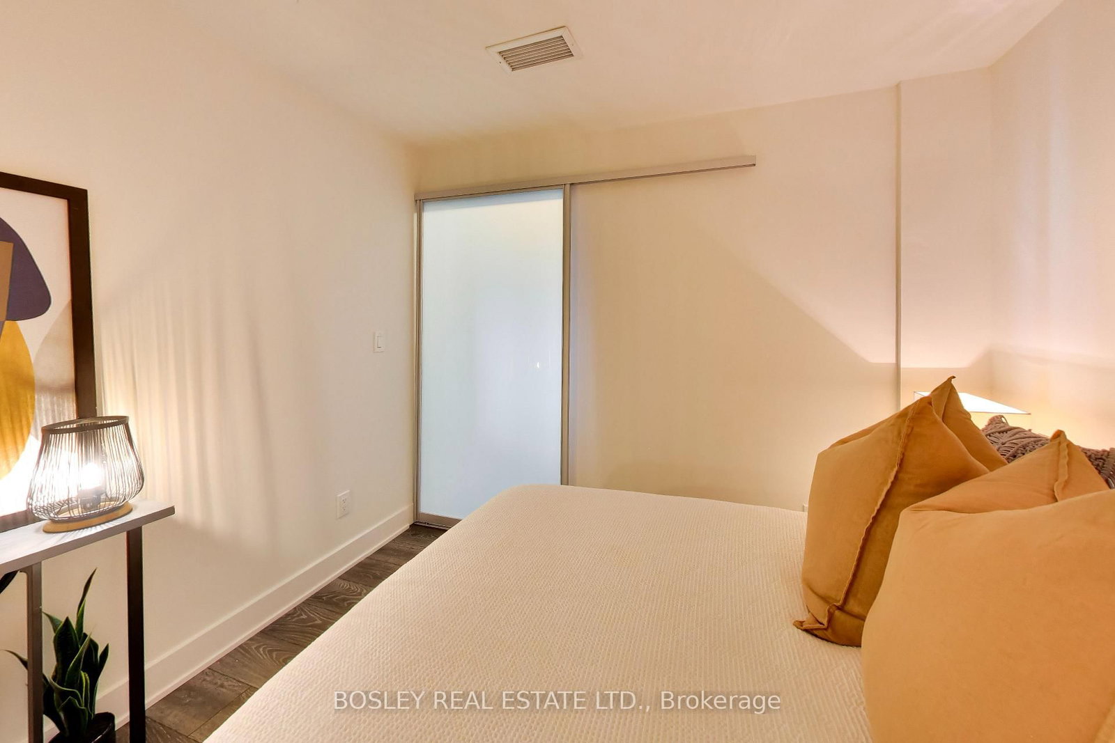 188 Fairview Mall Drive • #520 • Toronto, ON photo 18