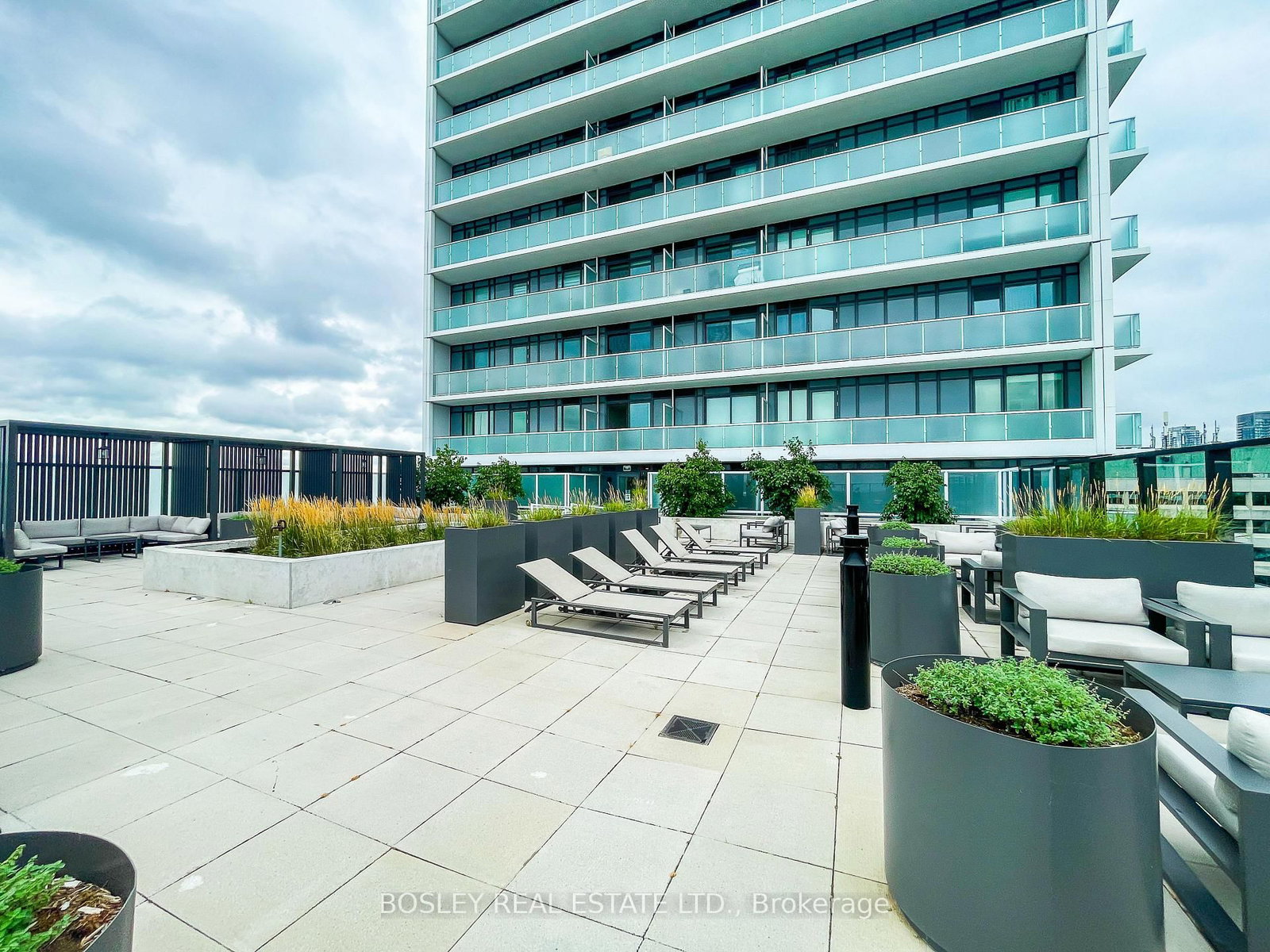188 Fairview Mall Drive • #520 • Toronto, ON photo 24