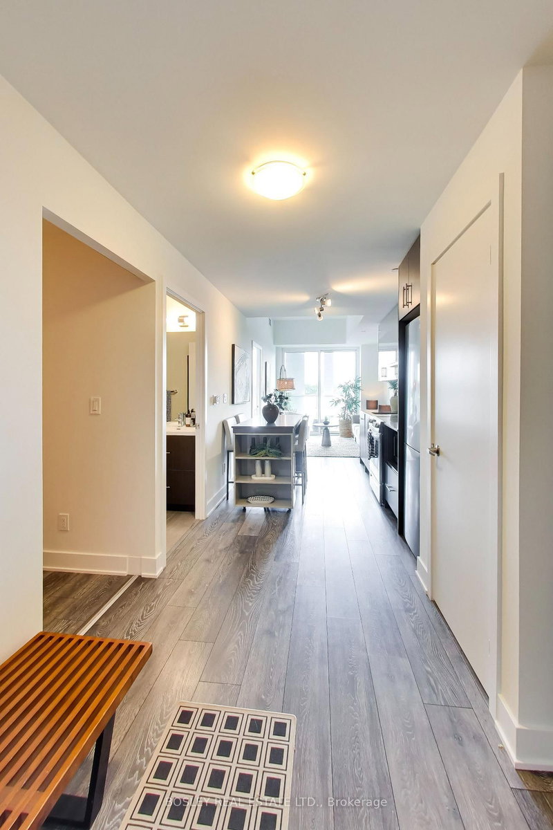 520 - 188 Fairview Mall Drive