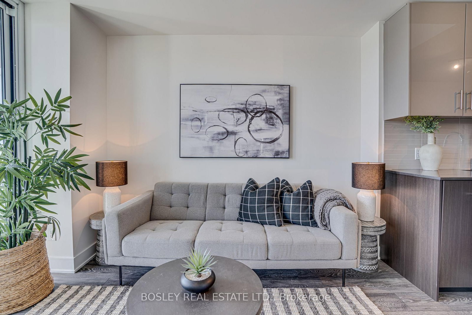 188 Fairview Mall Drive • #520 • Toronto, ON photo 9