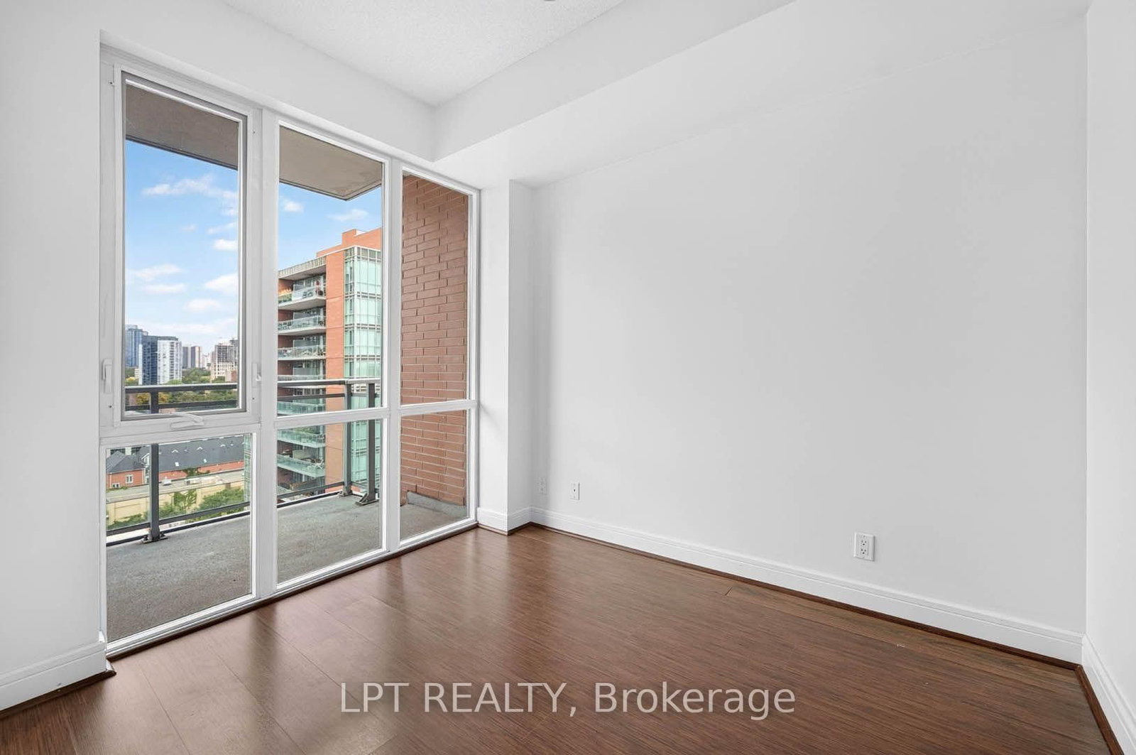 112 George Street • #1202 • Toronto, ON photo 15