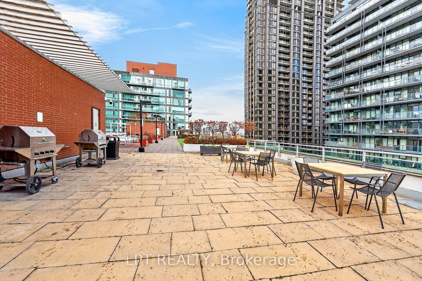 112 George Street • #1202 • Toronto, ON photo 31