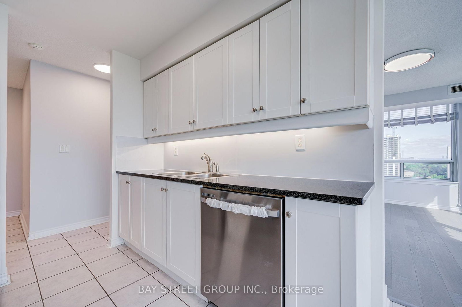 8 Rean Drive • #1505 • Toronto, ON photo 14