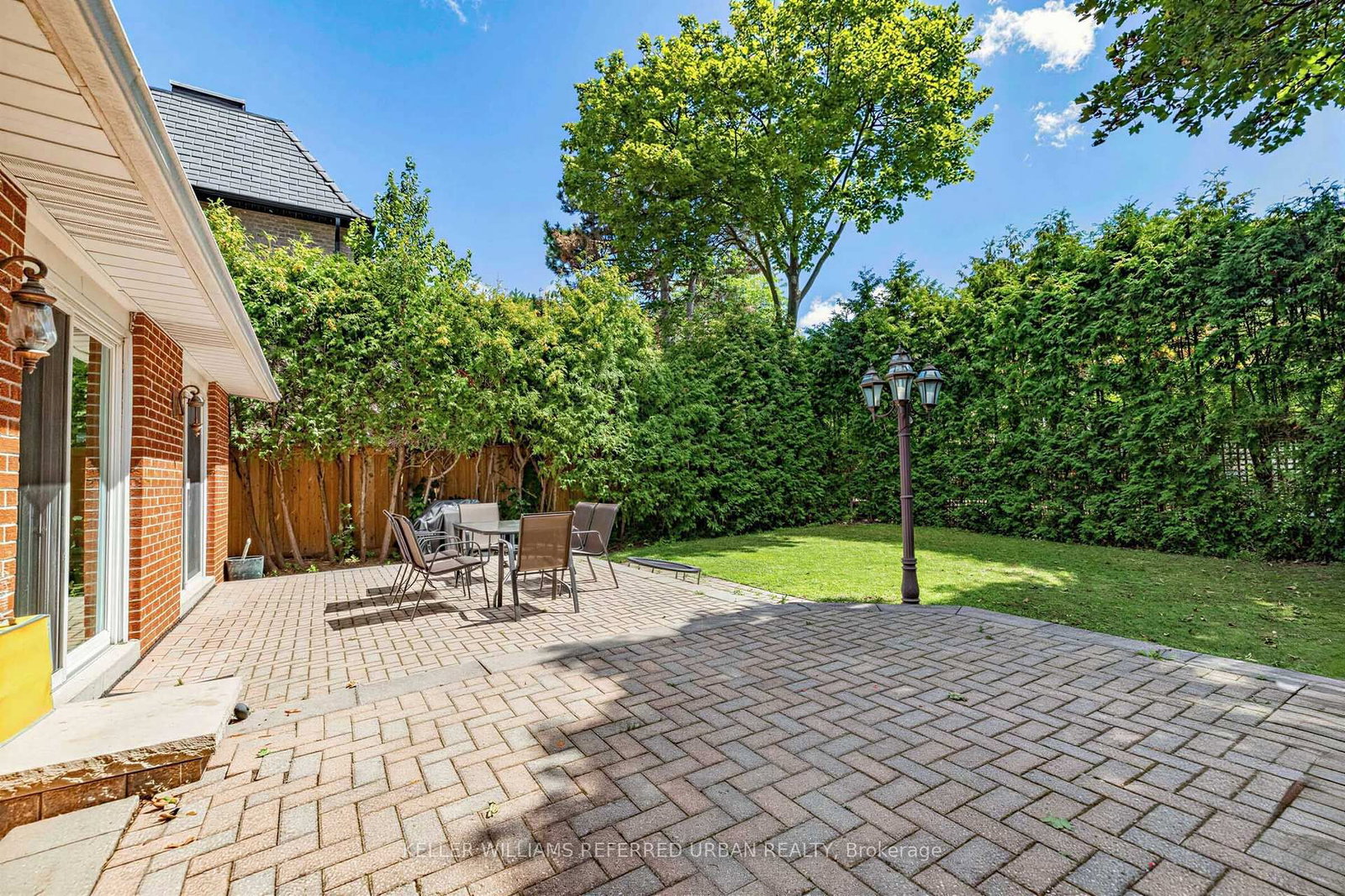 7 Chipstead Road • Toronto, ON photo 36