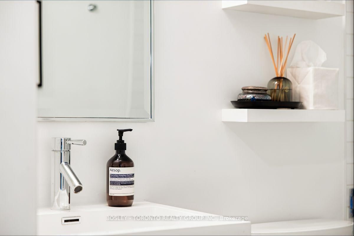 5 Rosehill Avenue • #808 • Toronto, ON photo 39
