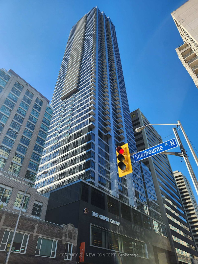 1907 - 395 Bloor Street E