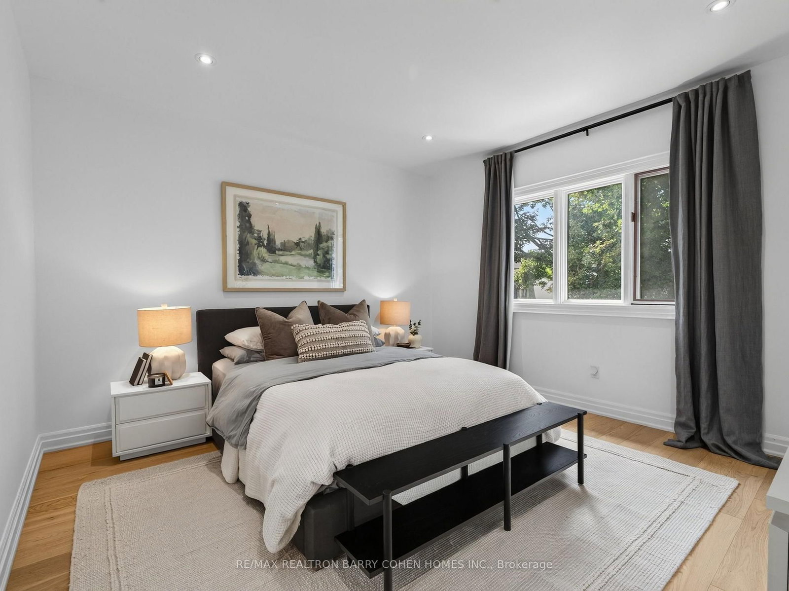 18 Joicey Boulevard • Toronto, ON photo 17