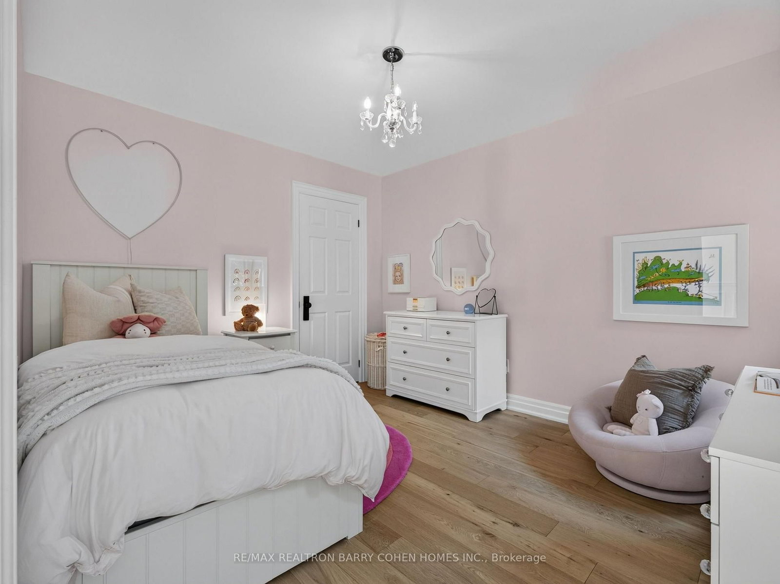 18 Joicey Boulevard • Toronto, ON photo 20