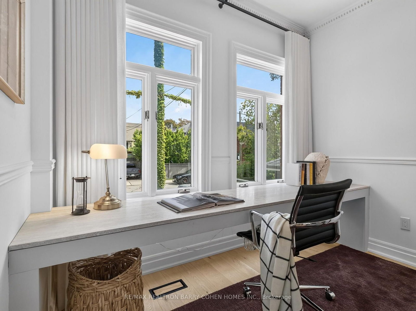 18 Joicey Boulevard • Toronto, ON photo 9