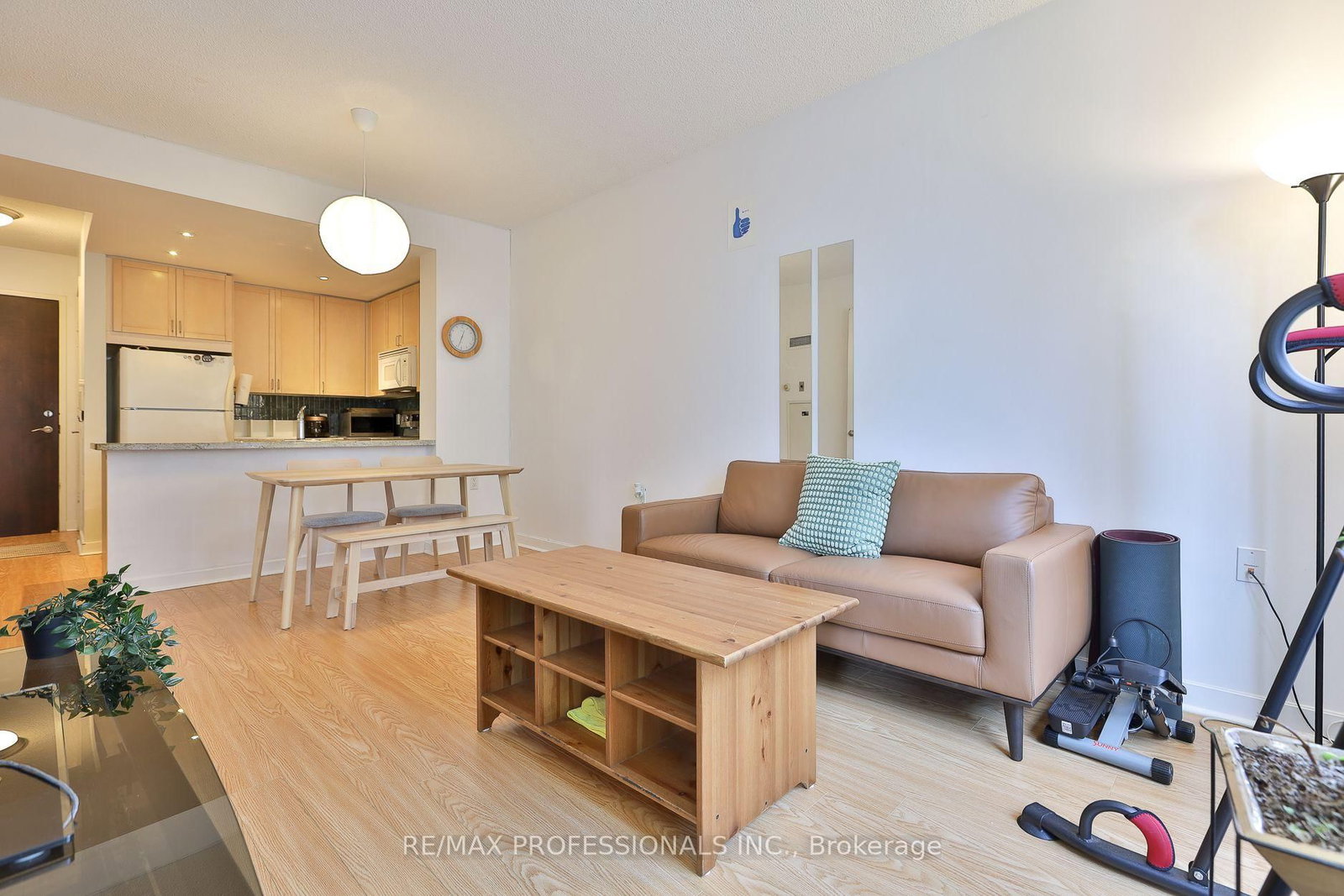 85 Bloor Street E • #1608 • Toronto, ON photo 15