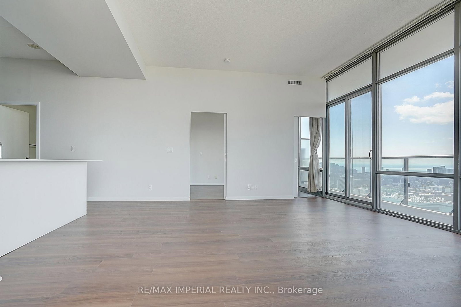 832 Bay Street • #4903 • Toronto, ON photo 16