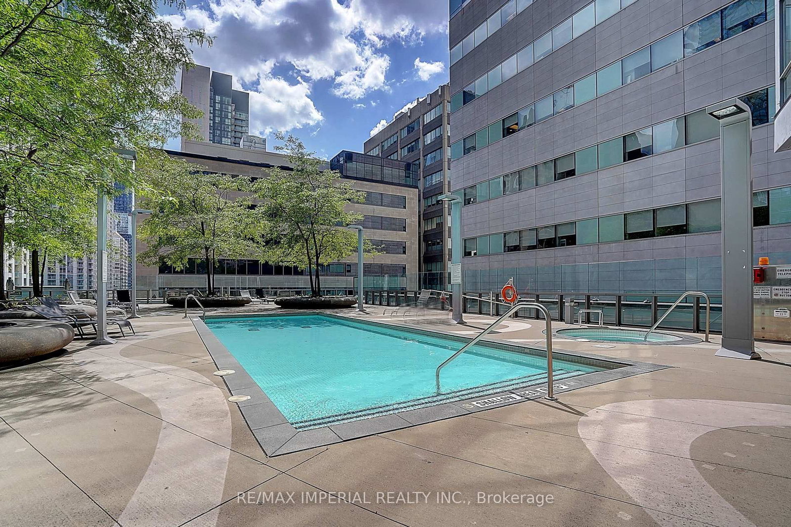 832 Bay Street • #4903 • Toronto, ON photo 38