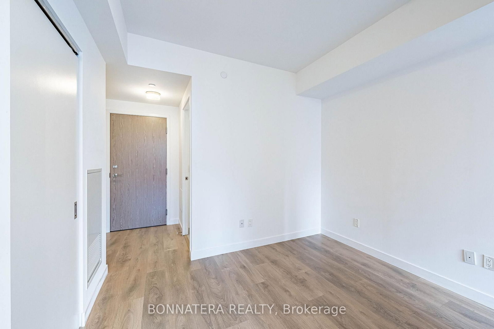 215 Queen Street W • #1110 • Toronto, ON photo 10