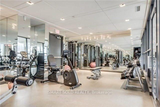 1007-210 Simcoe St, Toronto, view 13