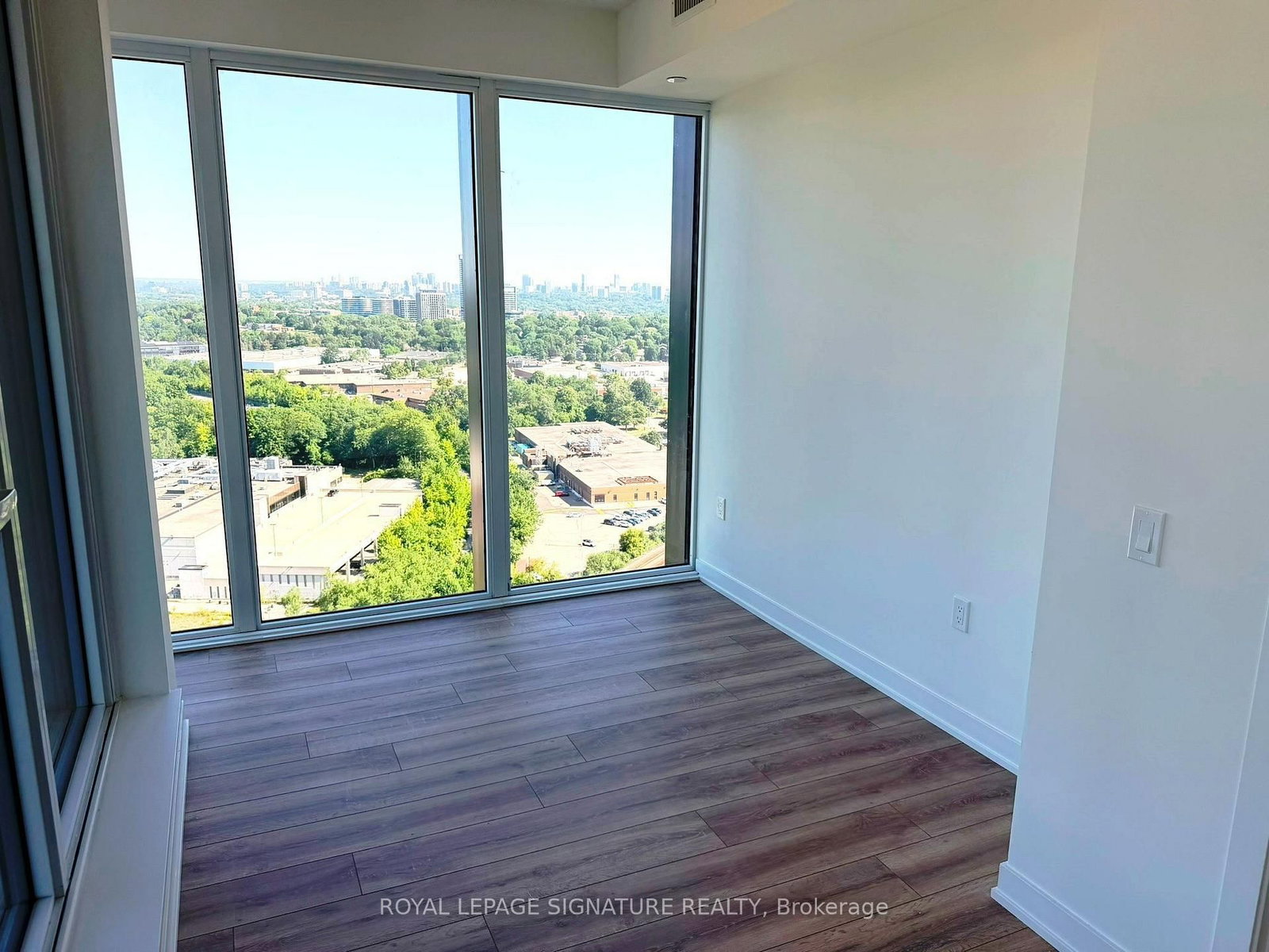 2517-1 Quarrington Lane, Toronto, view 15