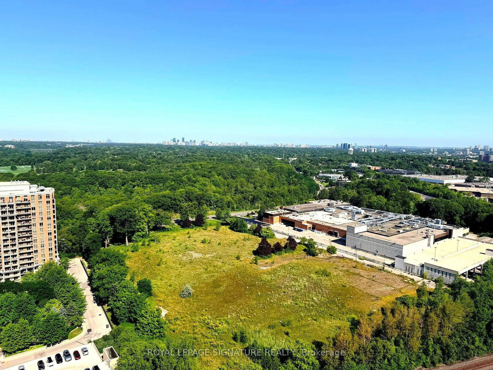 2517-1 Quarrington Lane, Toronto, view 25