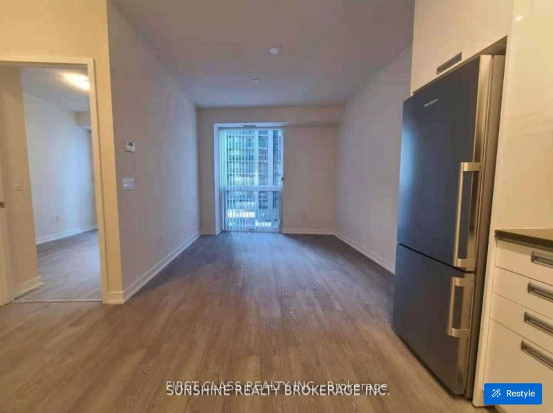 303 - 99 John Street