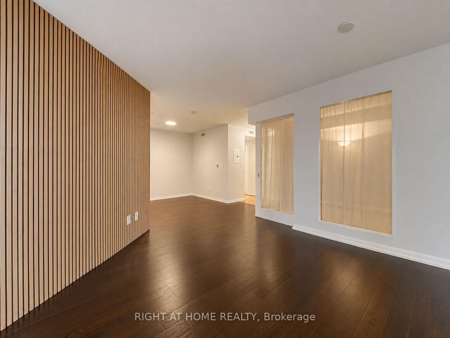 1157-209 Fort York Blvd, Toronto, view 14