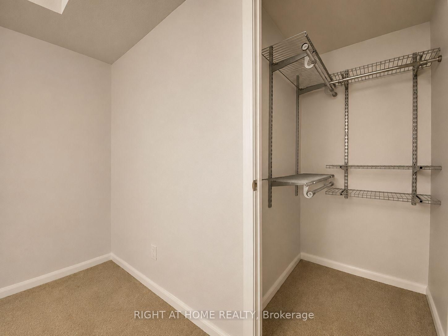 1157-209 Fort York Blvd, Toronto, view 19