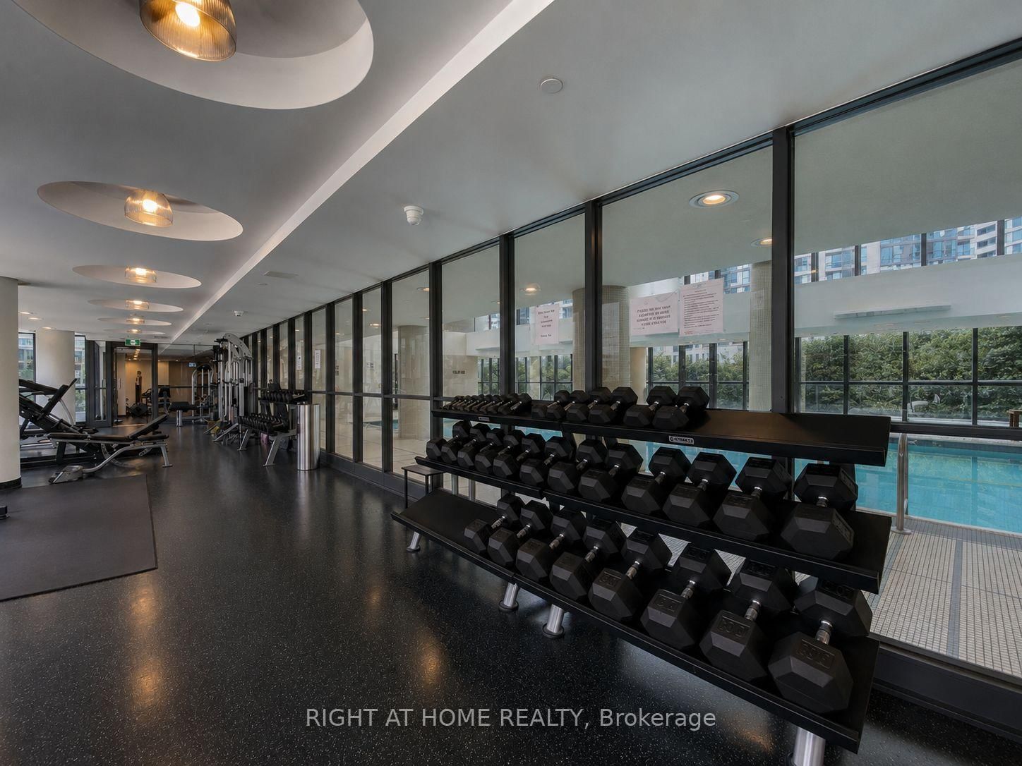 1157-209 Fort York Blvd, Toronto, view 25