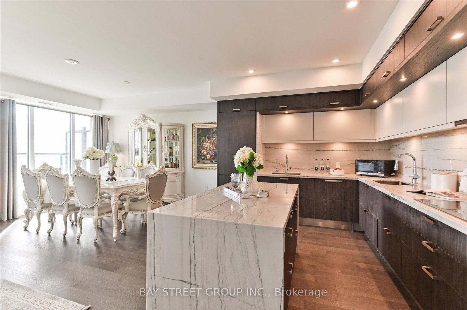 2707-30 Inn On The Park Dr, Toronto, view 16