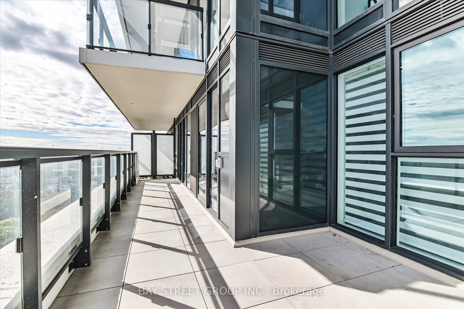 2707-30 Inn On The Park Dr, Toronto, view 26