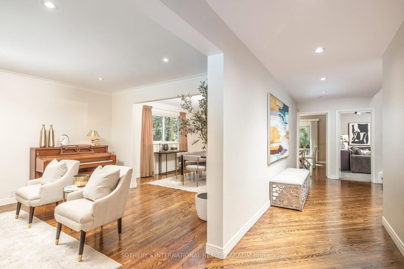 25 Gossamer Avenue