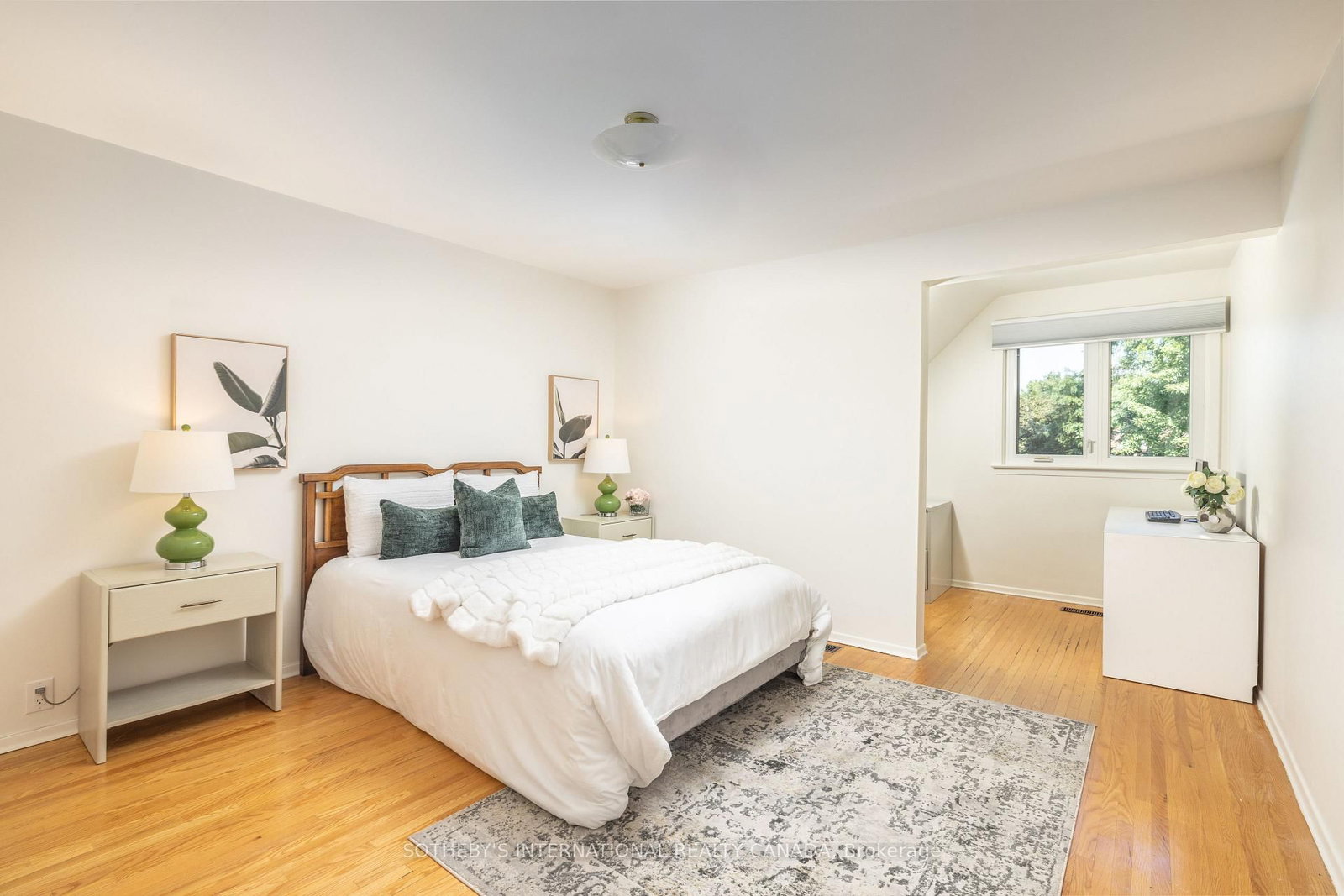 25 Gossamer Avenue • Toronto, ON photo 21
