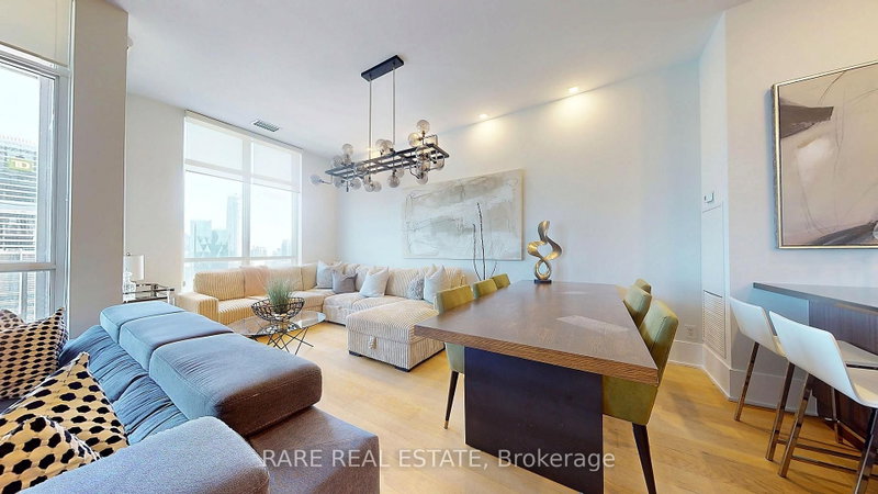 4902 - 300 Front Street W