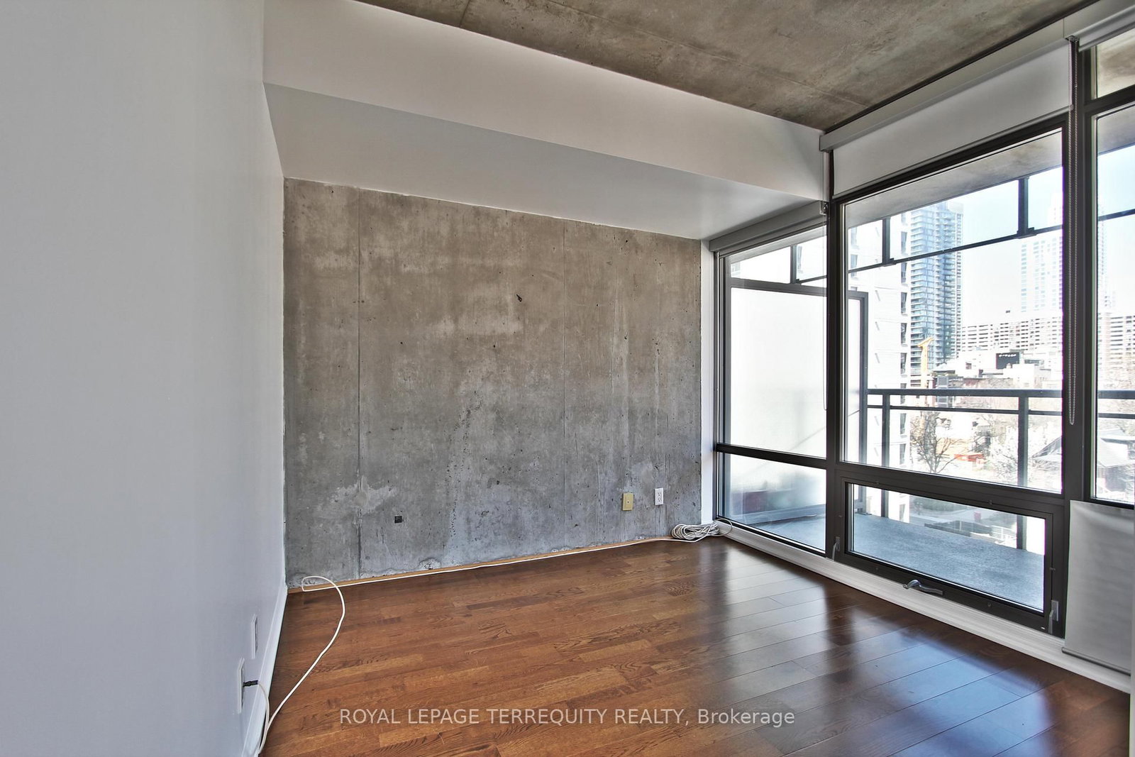 22 Wellesley Street E • #708 • Toronto, ON photo 10
