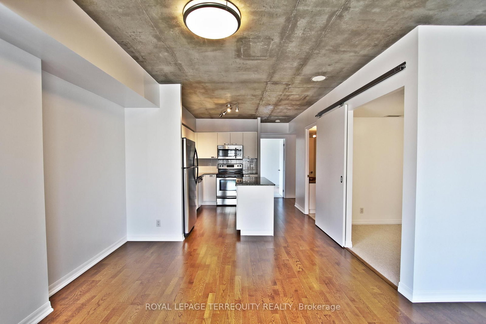 22 Wellesley Street E • #708 • Toronto, ON photo 16