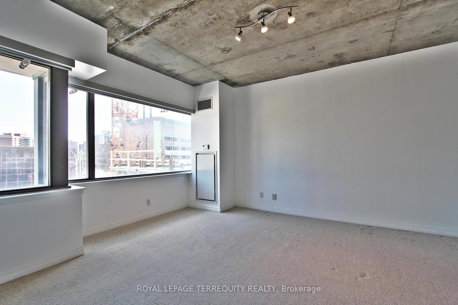 22 Wellesley Street E • #708 • Toronto, ON photo 19
