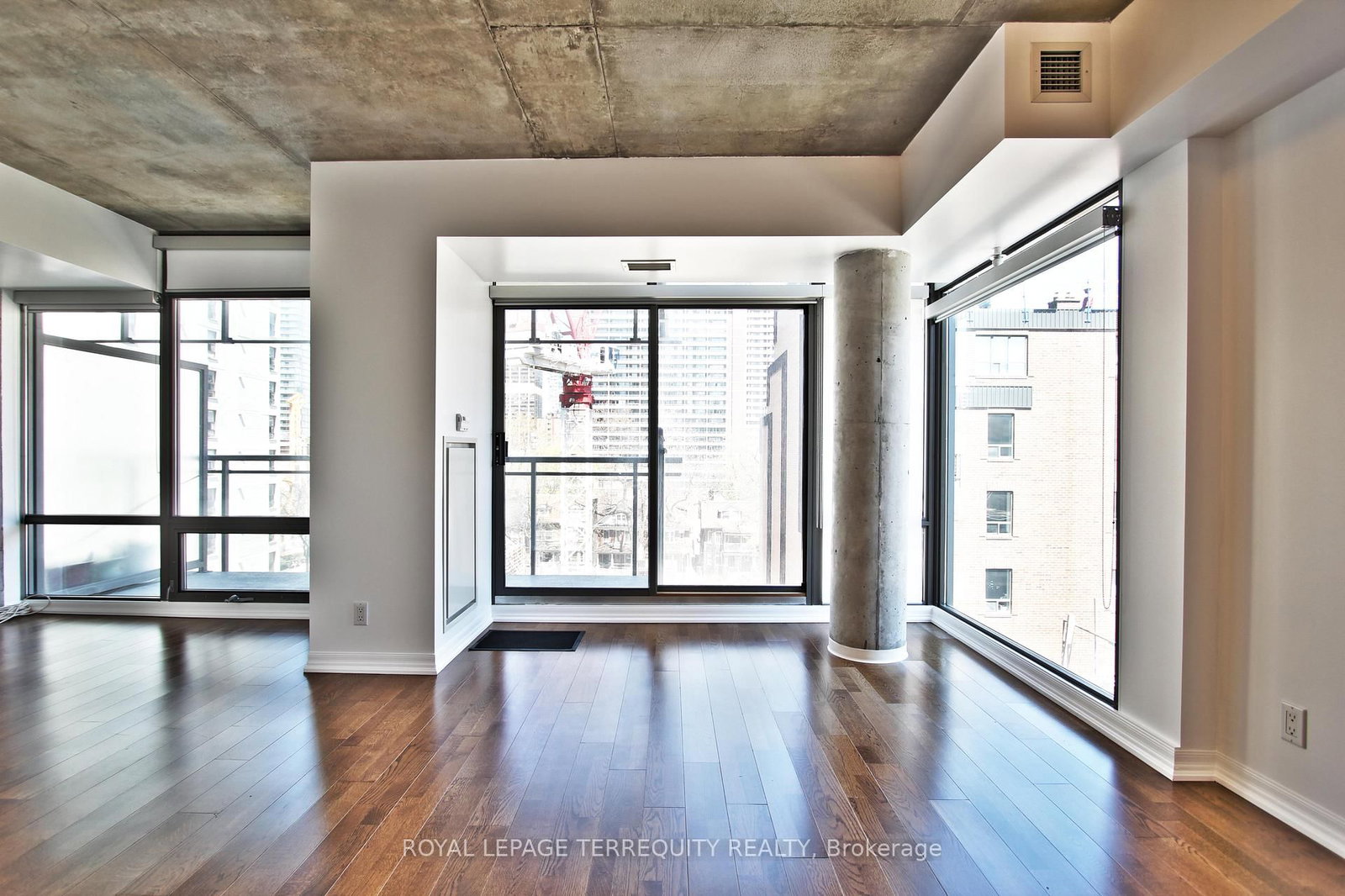 22 Wellesley Street E • #708 • Toronto, ON photo 4
