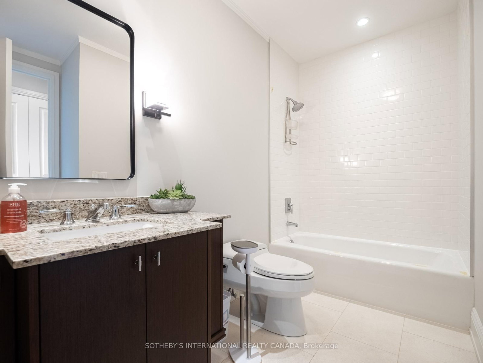4301-183 Wellington St, Toronto, view 20