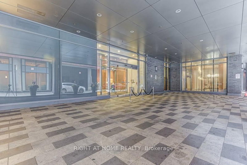 1210 - 295 Adelaide Street W