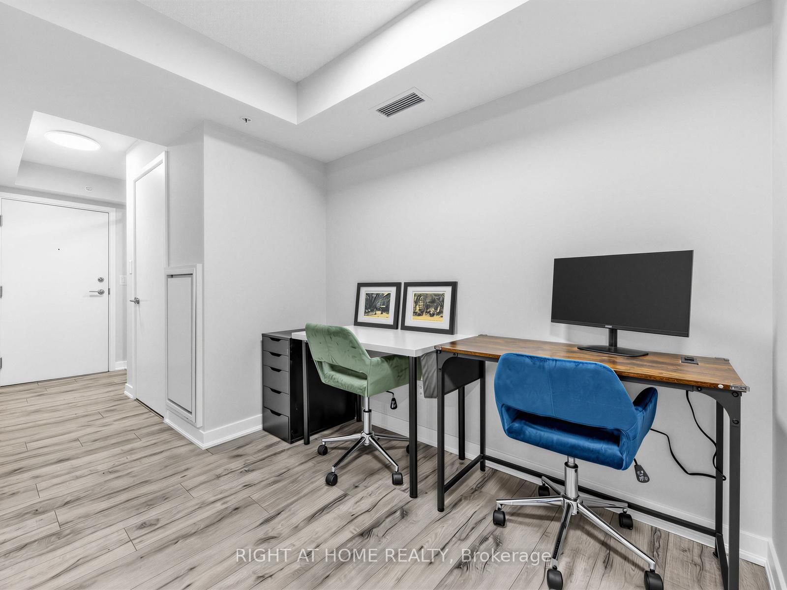 1210-295 Adelaide St, Toronto, view 20