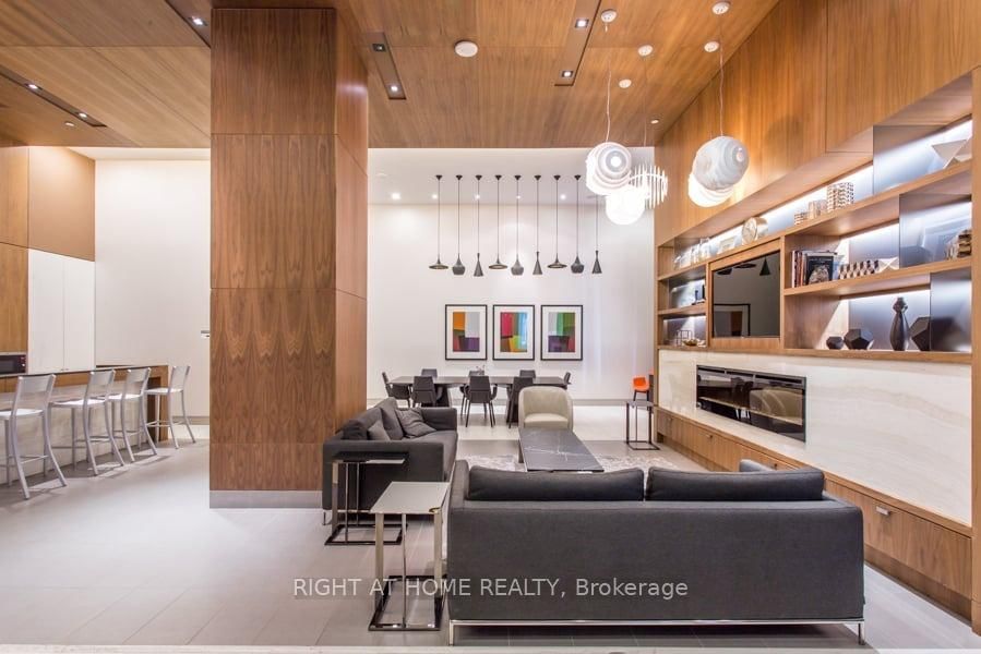 1210-295 Adelaide St, Toronto, view 29