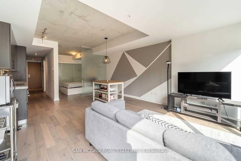 415 - 629 King Street W