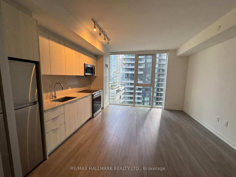 1504 - 357 King Street W