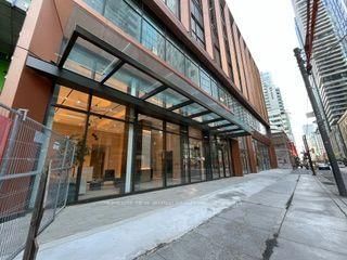 2317 - 400 King Street W