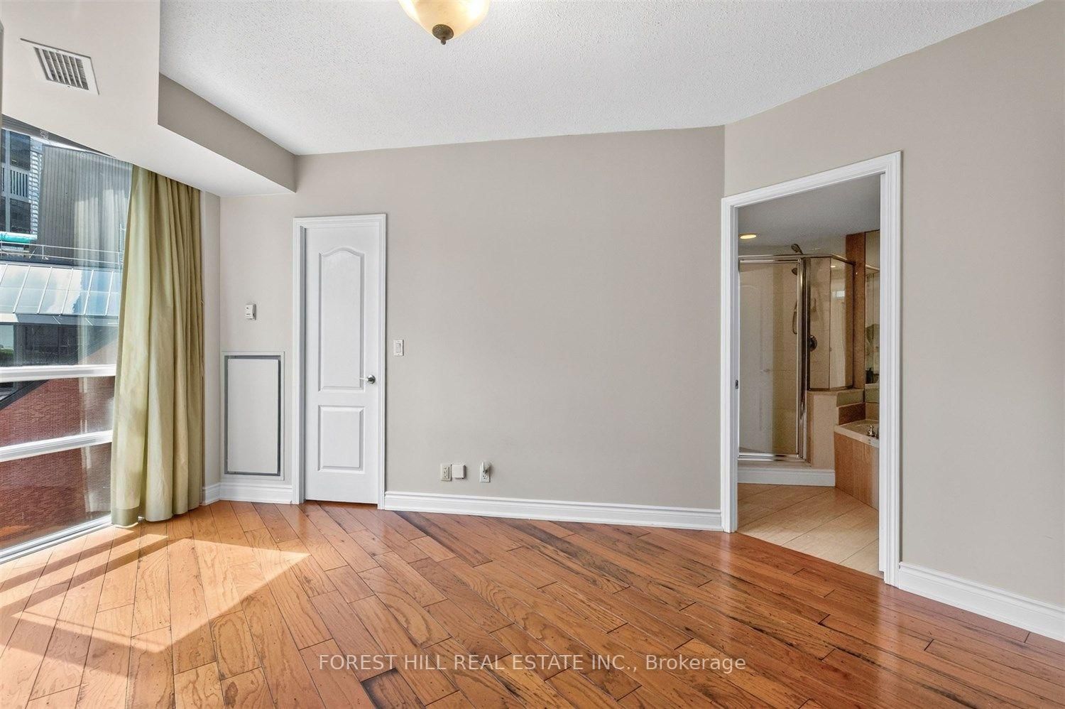 20 Collier Street • #903 • Toronto, ON photo 18