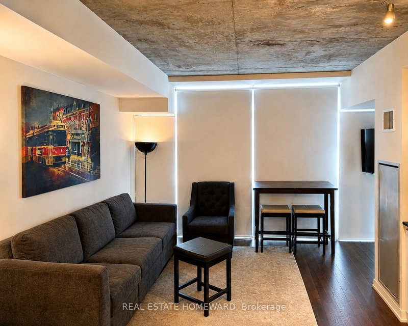 512 - 650 King Street W
