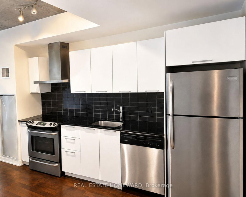 512 - 650 King Street W
