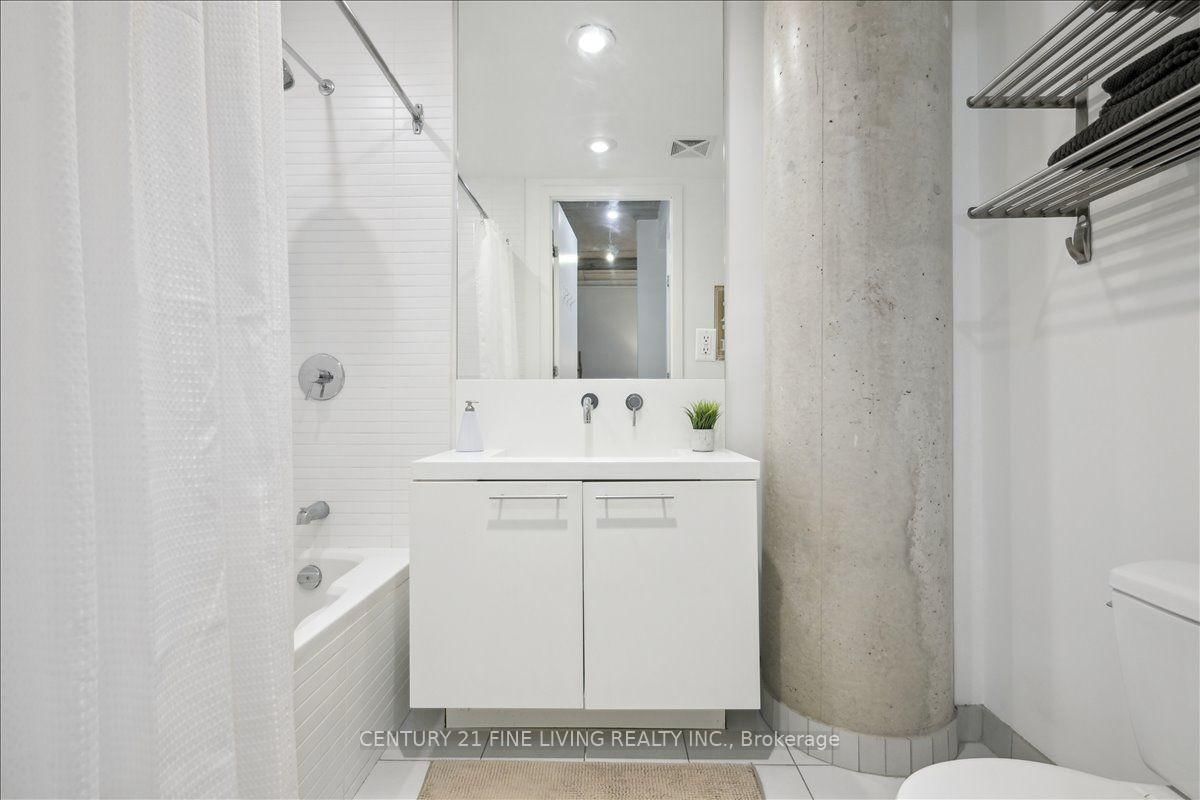 66 Portland Street • #211 • Toronto, ON photo 38
