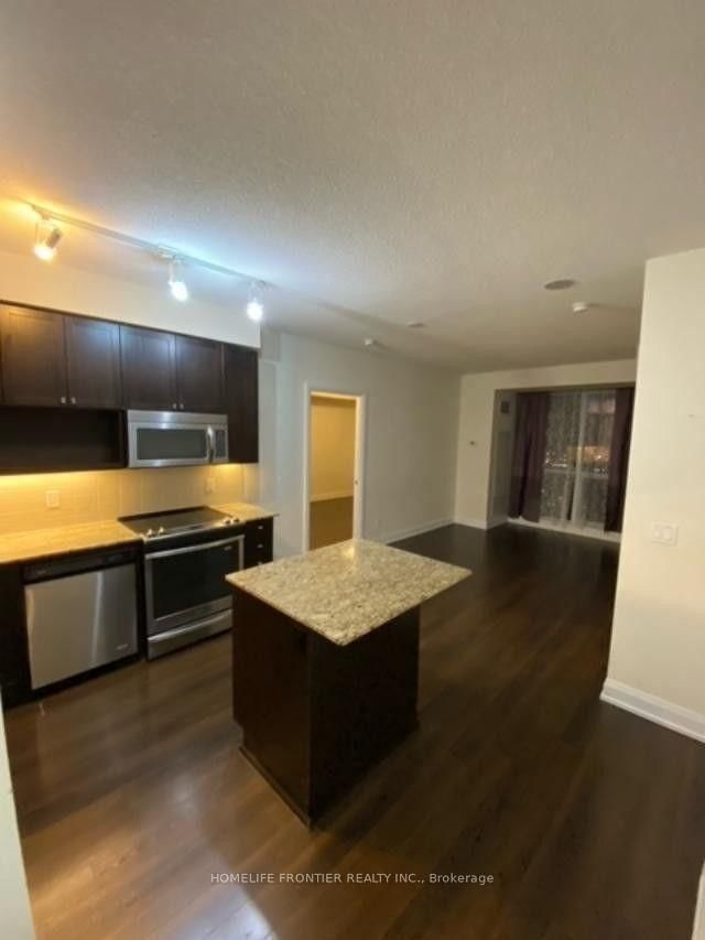 18 Graydon Hall Drive • #2211 • Toronto, ON photo 8