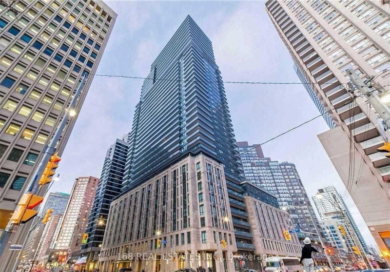 2504 - 955 Bay Street